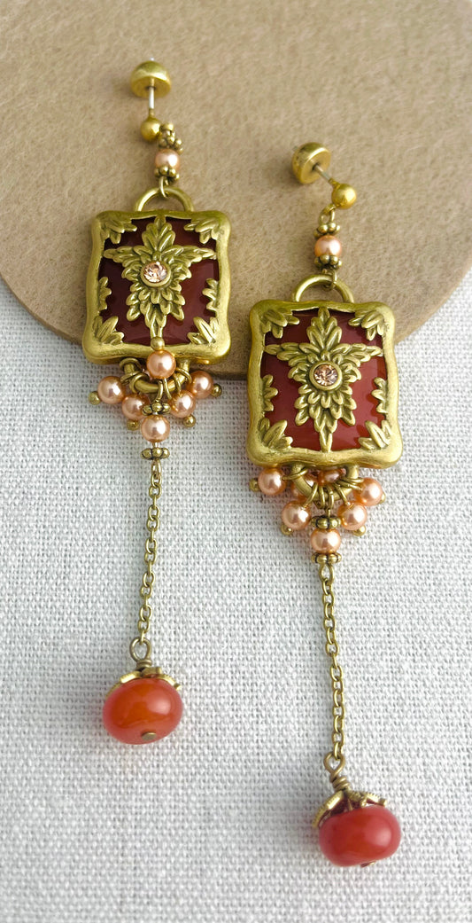 Lucky Persimmon Agate Earring